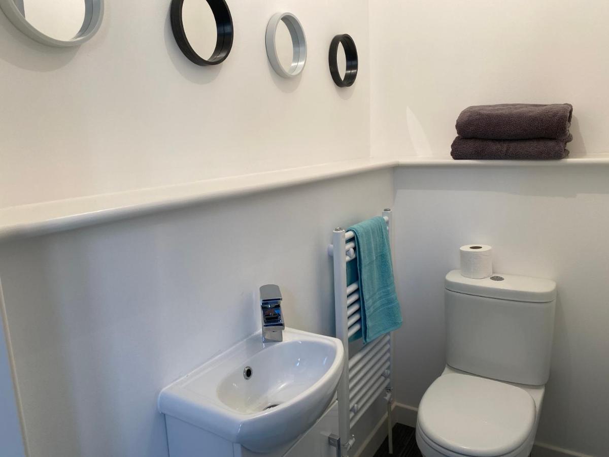 Апартаменты Carvetii - Edward House B - 2 Dbl Bed 1St Floor Flat Данфермлин Экстерьер фото